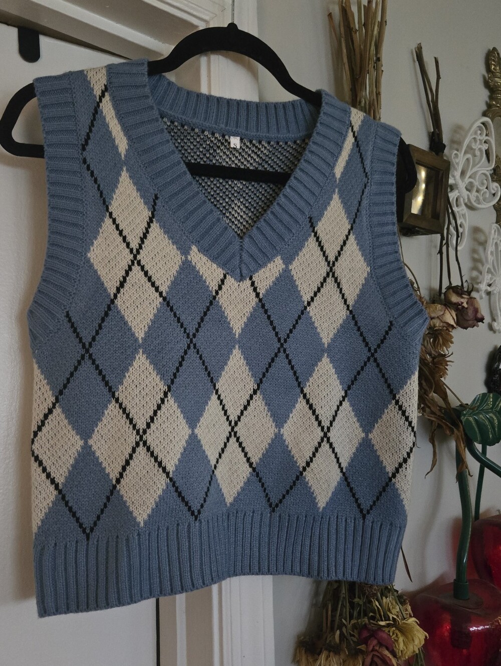 Preppy Argyle Blue and White V Neck Knit Sweater Vest Sm